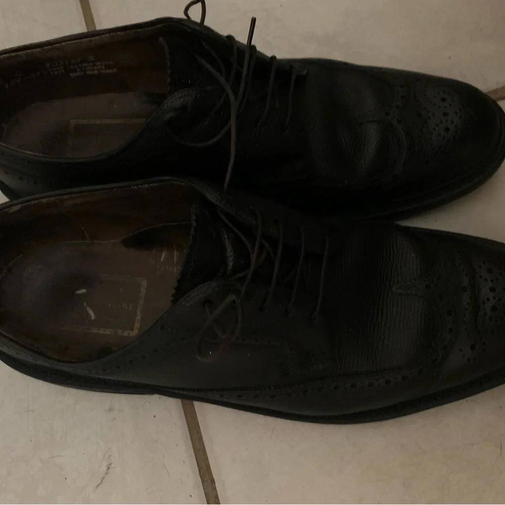 Stewart McGuire Black Leather Men's Dress Shoes - Picture 3 of 12